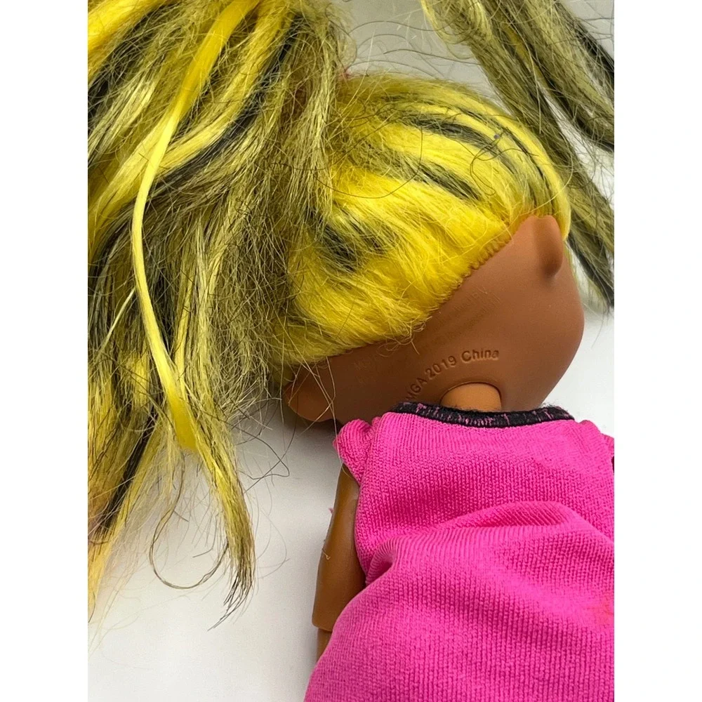 LOL Surprise OMG Doll Yellow Black Hair Pink Dress Accessories MGA 2019